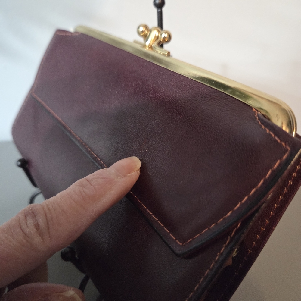 Rolfs Elegant  Cowhide Twist Lock Long Wallet - Picture 9 of 9